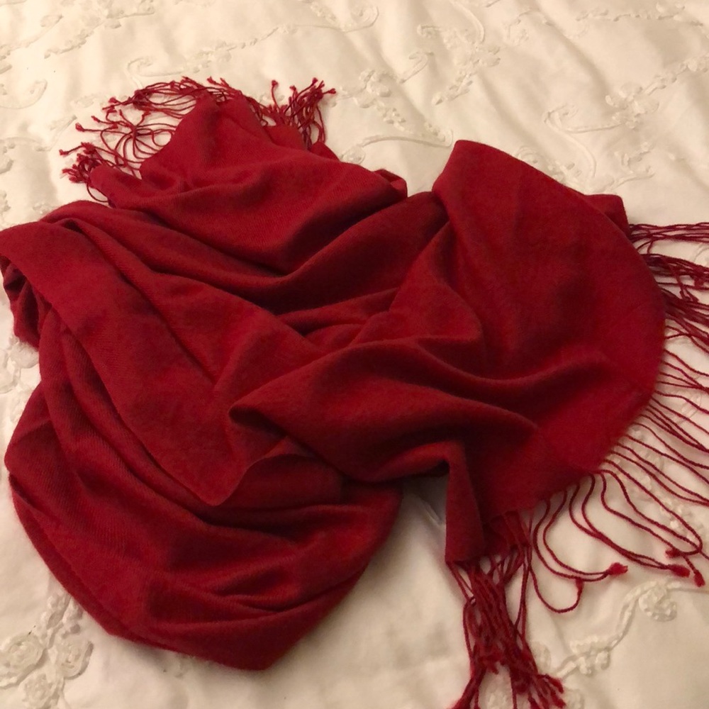 Cashmere wrap
